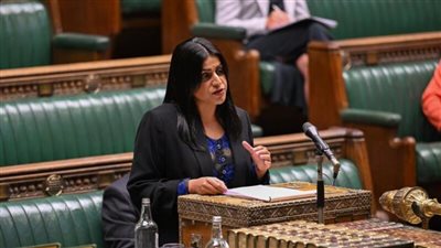 شبانة محمود.. أول مسلمة تتولى حقيبة وزارة الداخلية فى تاريخ بريطانيا (انفوجراف)