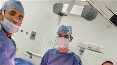 أطباء مستشفى القصاصين بالإسماعيلية ينجحون في استخراج أورام ليفية من بطن مريضة تزن 2 كيلو (صور) 