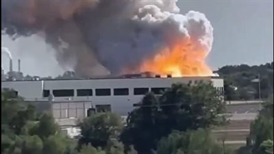 حريق كيميائي هائل في مدينة نيوبورج بولاية إنديانا الأمريكية (فيديو)