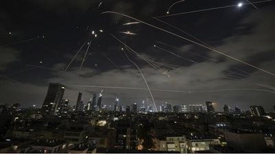 صفارات الإنذار تدوي في مستوطنة نتيفوت وعدة مناطق بعد رصد صاروخين من غزة 