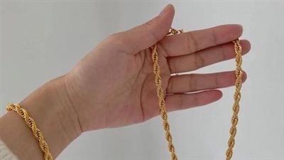  هدوء حذر يسيطر على أسعار الذهب في ختام تعاملات الأحد