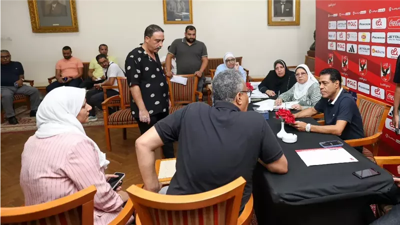 لجنة العضوية بالنادي