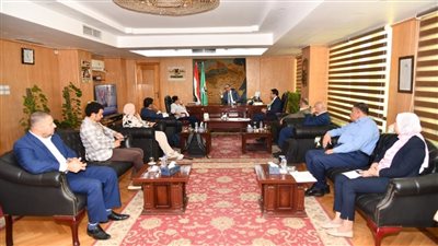 محافظ الفيوم يناقش مع وفد التنمية المحلية آليات تطوير الهيكل التنظيمي 