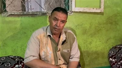  سخرية غيرت مجرى حياته، عامل نظافة بكفر الدوار يحصل على الماجستير (فيديو) 