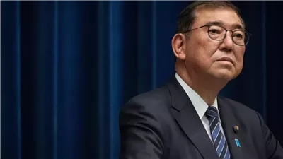 استقالة مفاجئة لرئيس وزراء اليابان بعد عام واحد، اعرف السبب 