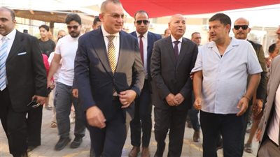 محافظ القاهرة يفتتح فراغا عاما بمدينة الخيالة