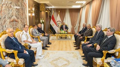 وزير الإنتاج الحربي يستقبل السفير الإيطالي لبحث سبل تعزيز التعاون المشترك 