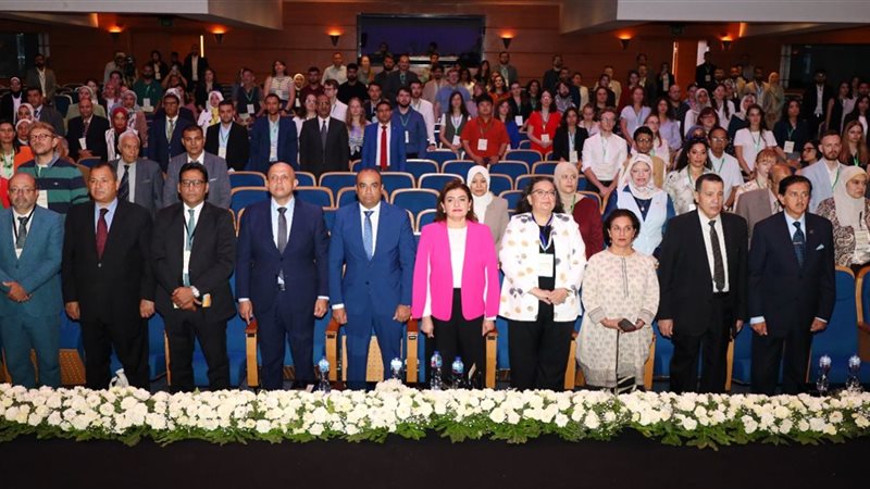 جامعة مصر للعلوم