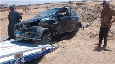 إصابة طبيبين في انقلاب سيارة أمام جامعة الوادي الجديد