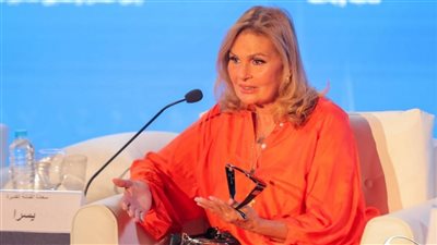 يسرا تواصل تصوير 