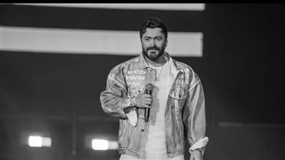 تامر حسني يستقر على أغاني الشتاء (خاص)