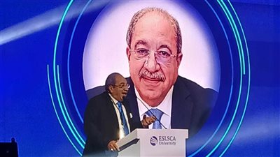 خطط لإطلاق مرحلة جديدة من برنامج تأهيل القيادات الحكومية أكثر شمولا