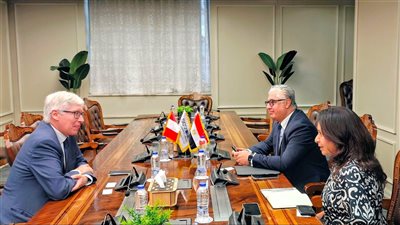 رئيس اقتصادية قناة السويس: نتطلع للتعاون مع بيرو في قطاعات الخدمات اللوجيستية والتصنيع الغذائي