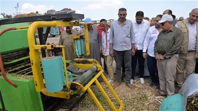 محافظ الدقهلية يشهد تشغيل مصنع تدوير المخلفات الزراعية بقلابشو