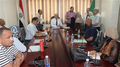 خلال لقائه بالمواطنين، محافظ القليوبية يوجه بسرعة فحص طلبات ذوي الهمم 