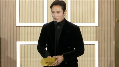 لي بيونغ أول كوري يحصد جائزة “Tribute Award” في مهرجان تورونتو