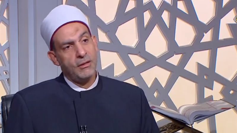  الدكتور علي فخر،