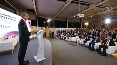 وزير الاتصالات يشهد الملتقى التعريفي لاستضافة مصر قمة الذكاء الاصطناعي