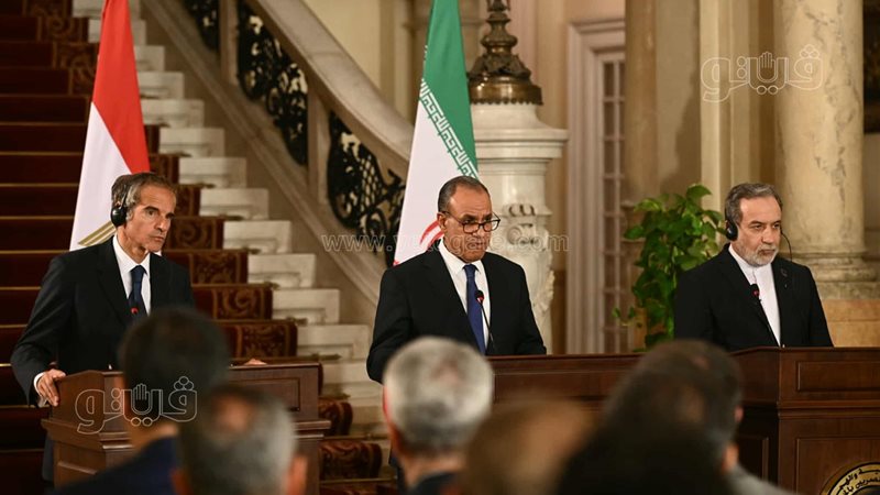 وزير الخارجية بدر