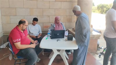 تقديم علاج مجاني لـ 535 حالة ضمن قافلة طبية بشبراخيت في البحيرة