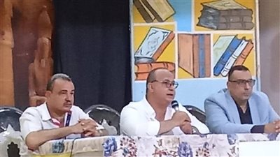 مدير تعليم ميت غمر يجتمع بمديري المدارس استعدادًا للعام الدراسي الجديد