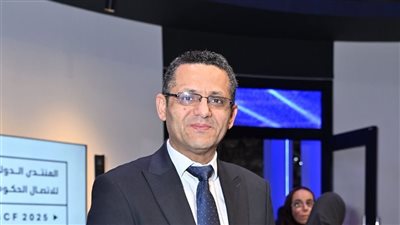 نقيب الصحفيين يشارك في فعاليات المنتدى الدولي للاتصال الحكومي بالشارقة 