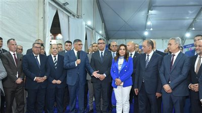 وزير التموين يفتتح معرض 