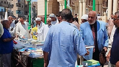 وكيل الأوقاف بقنا: تخفيض علي أمهات الكتب الدينية بمعرض الكتاب