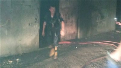 المعمل الجنائي يفحص أسباب حريق جراج مطعم شهير بالجيزة