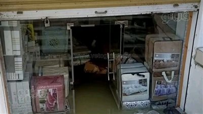 أصحاب المحال في أبو حماد بالشرقية يشتكون من انفجار خط مياه رئيسي