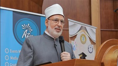  وكيل الأزهر يطالب خريجي الشريعة والقانون بنصرة الحق والعدل