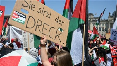 آلاف الأشخاص يشاركون في مظاهرات لدعم غزة بألمانيا 