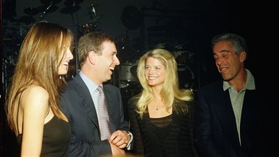 فضيحة قد تدمره، 100 رسالة إلكترونية جديدة تدين الأمير أندرو بـ