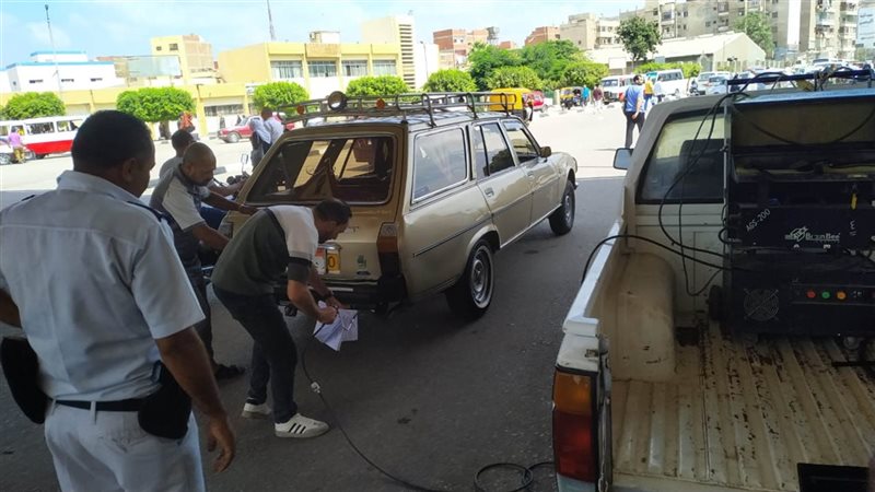 فحص عودام السيارات