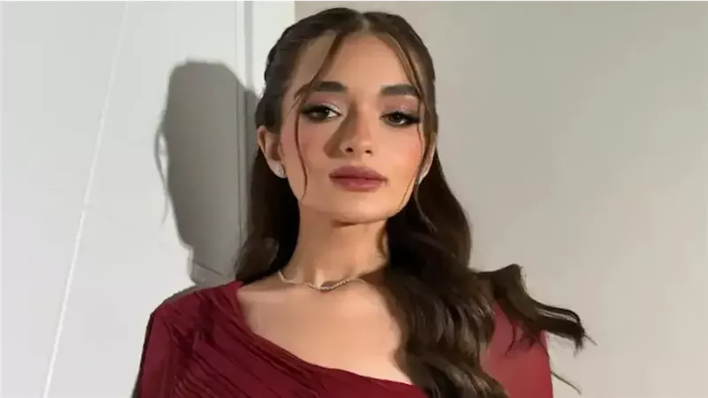 ملك زاهر، فيتو