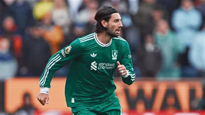 تعادل سلبي بين ليفربول وبيرنلي بعد مرور 75 دقيقة (صور)