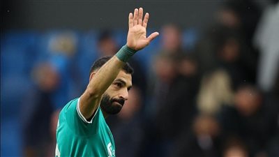 محمد صلاح يواصل كتابة التاريخ بـ 3 أرقام جديدة بعد هدفه في بيرنلي 