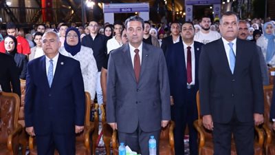 محافظ دمياط يكرم أوائل الشهادات العامة والفنية والأزهرية