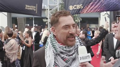 خافيير بارديم من حفل إيمي: لن أعمل مع شركة سينمائية تدعم الإبادة الجماعية في غزة (فيديو)