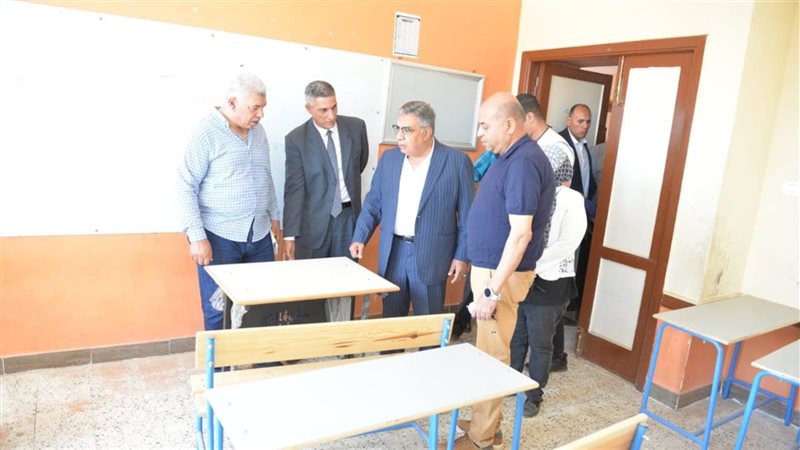 تفقد توسعات مدرسة