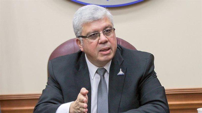 د. أيمن عاشور وزير