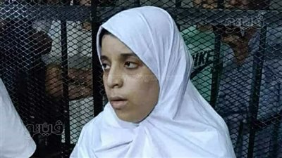 المواجهة الأولى بين المتهمة بقتل أطفال دلجا ووالدتهم (فيديو)