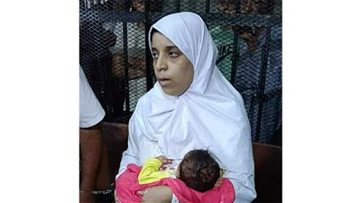 المتهمة بقتل زوجها وأطفاله الـ6 بدلجا: مكنتش بحط السم في أكل حمايا وحماتي 