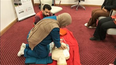 تدريب العاملين بوزارة الشباب على استخدام أجهزة الرجفان القلبي والإسعافات الأولية
