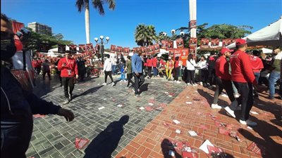 إقبال كثيف على النادي الأهلي للمشاركة في الجمعية العمومية 