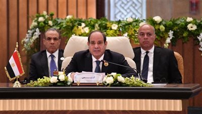 السيسي يلقي كلمة تاريخية في القمة العربية الإسلامية الطارئة بالدوحة