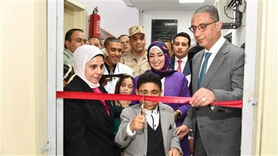 محافظ الفيوم يفتتح الأقسام المطورة بمستشفي فيديمين المركزي