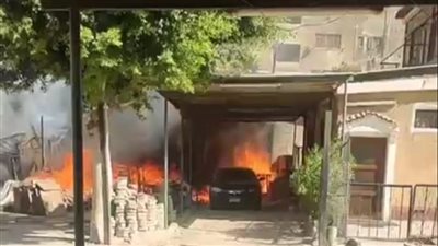 السيطرة على حريق نشب في سيارة بالقليوبية 