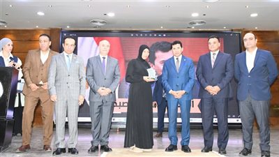 وزير الرياضة يشهد مؤتمر تمكين المرأة بالاتحاد العام لشباب العمال