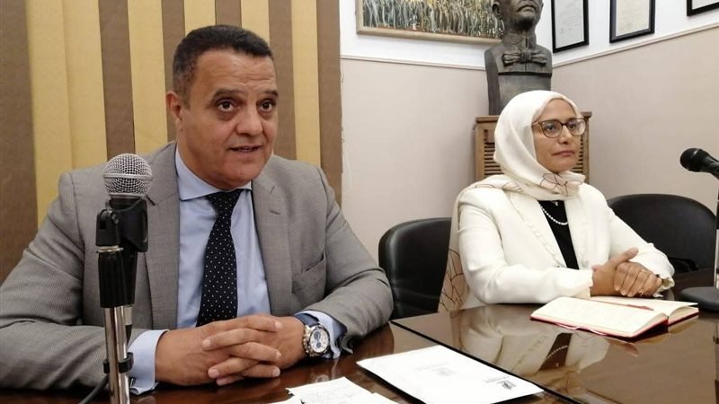 ندوة توظيف وسائل